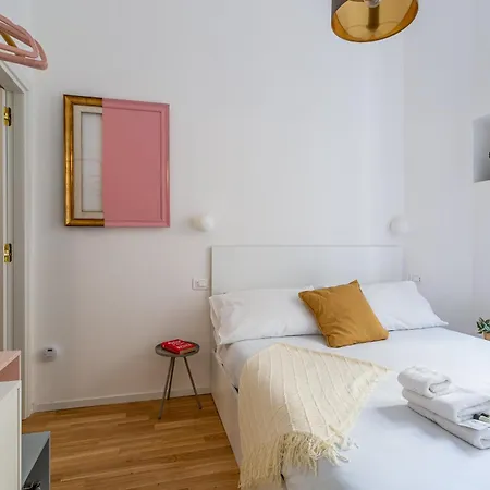 Apartment Iflat New Boutique In Rome's Heart